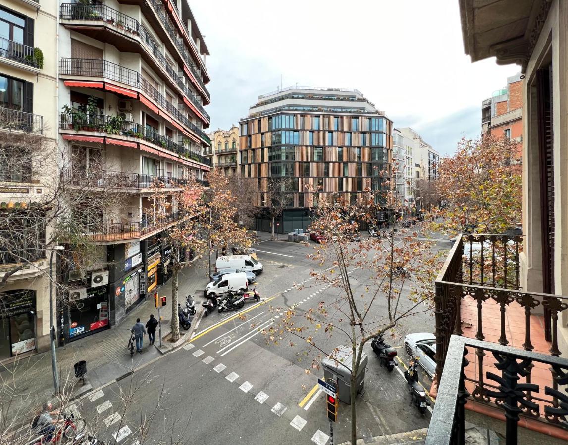 Lolita Bcn Apartment En El Eixample 巴塞罗那 外观 照片
